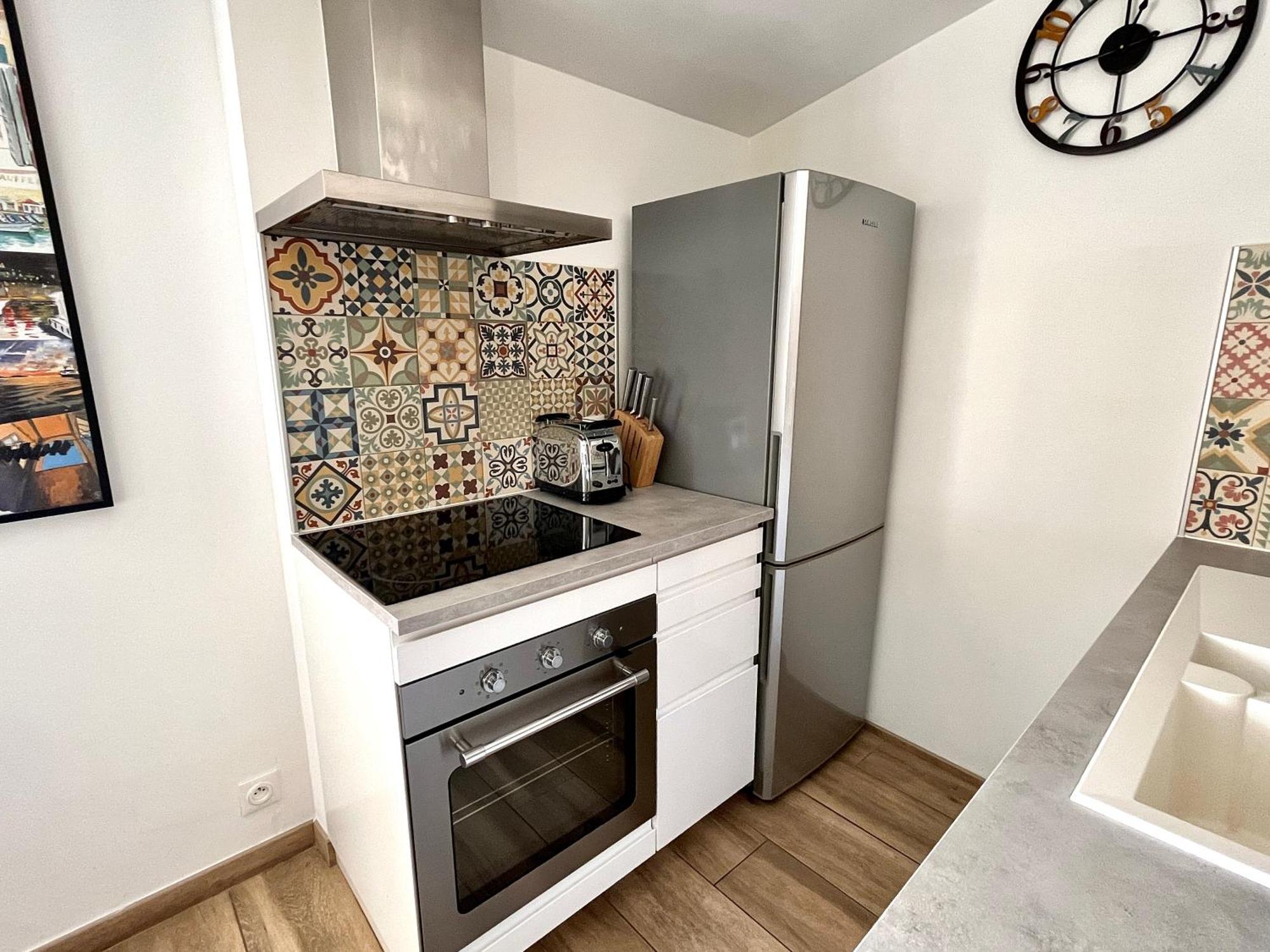Apartment • Le Soleil Du Panier • Coeur Historique Marseilles